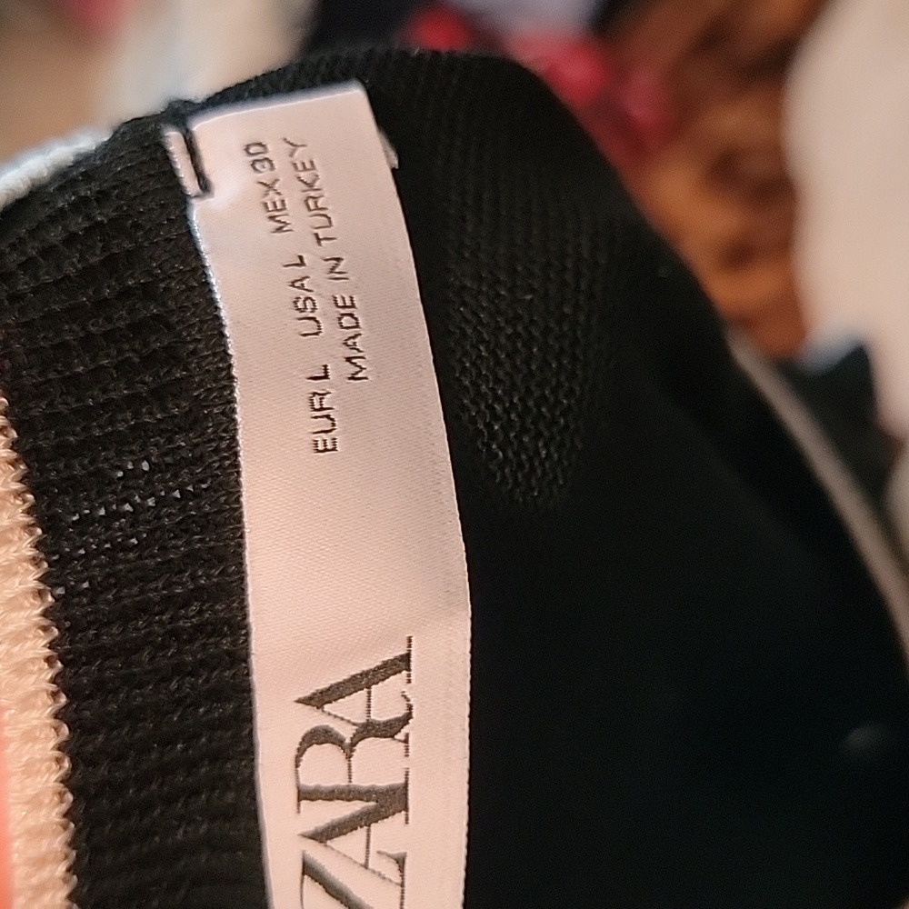 Zara Top - Picture 6 of 7